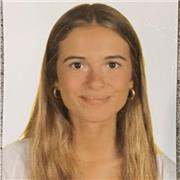 Estudiante de Derecho imparte clases a estudiantes de primaria, ESO y bachillerato